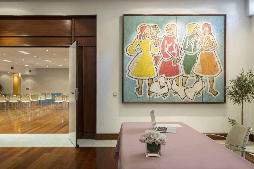 Dom Goncalo Hotel And Spa 3/75