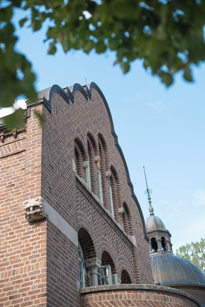 Engsholms Slott 1/41