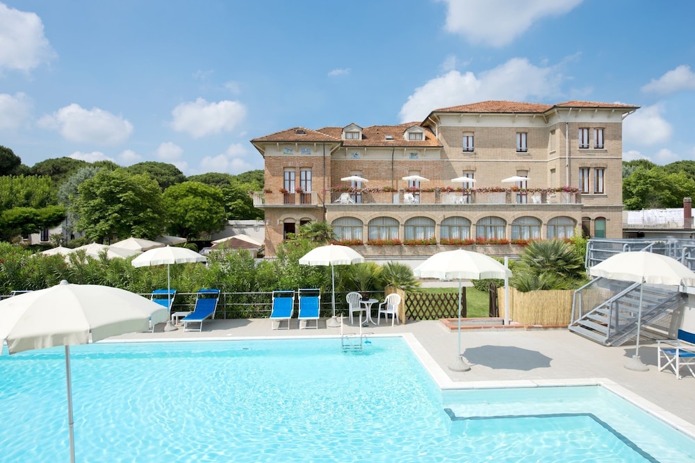 Hotel Stefania 27/36