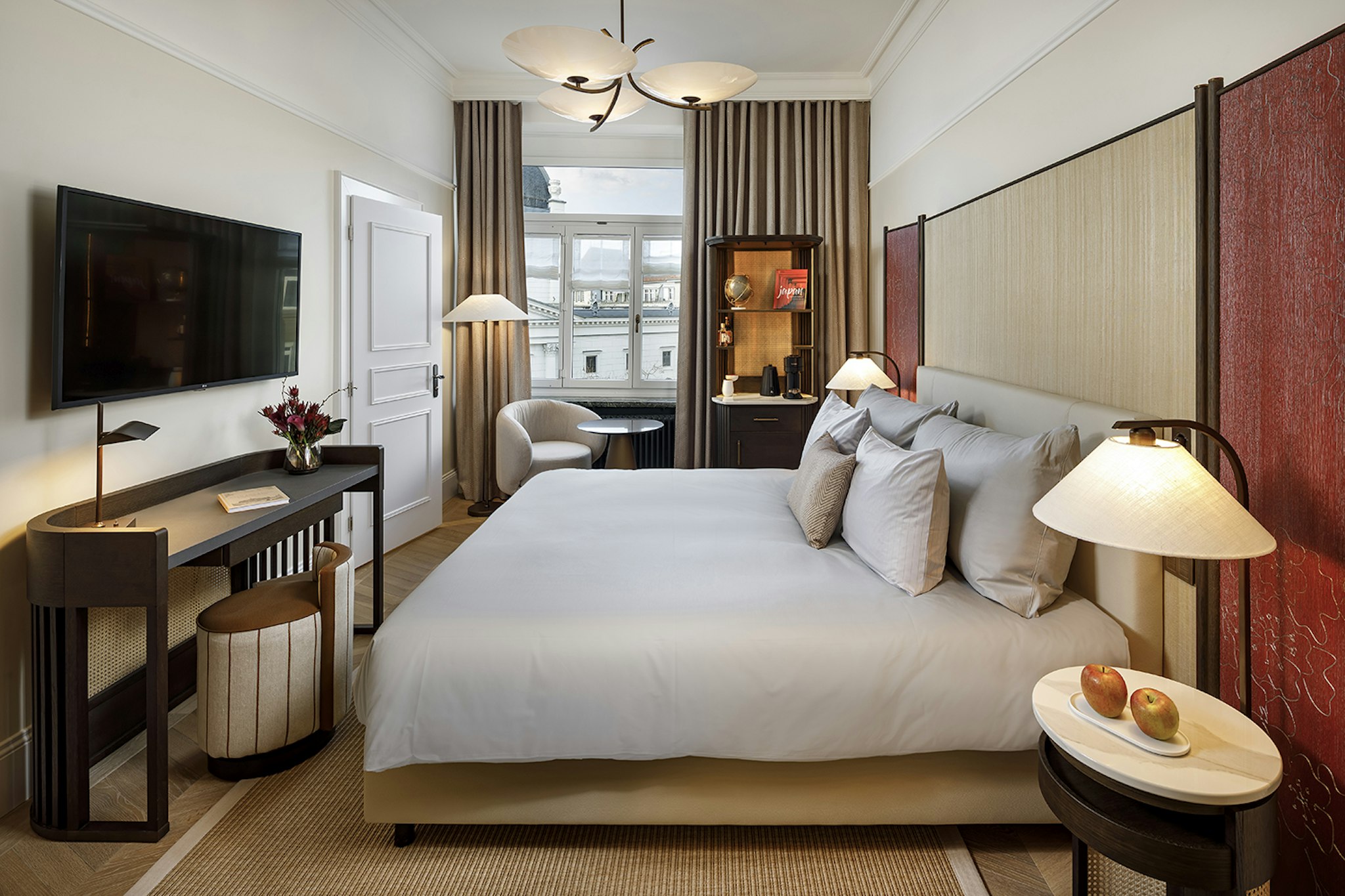 Small Luxury Hotel Ambassador Zurich 6/48