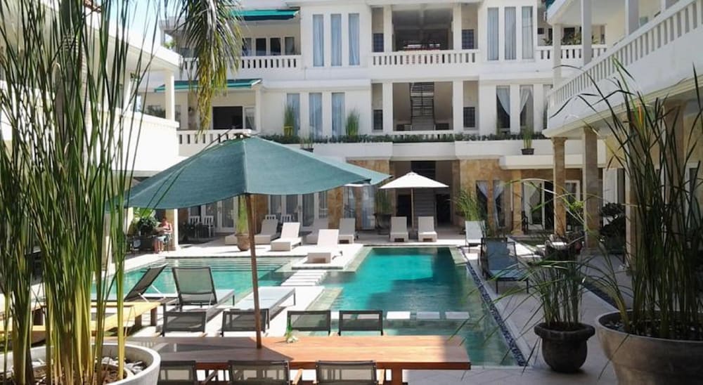 BALI COURT HOTEL AND APARTMENT 6/39