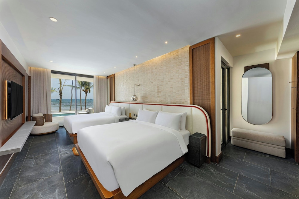 2 Bedrooms, Oasis, Mega, Suite, 3 King Beds, Ocean Front, Adult Only, Private Pool