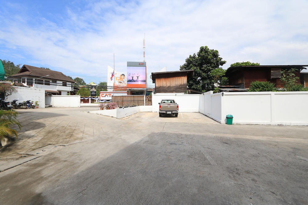 Baiyoke Chalet 56/64
