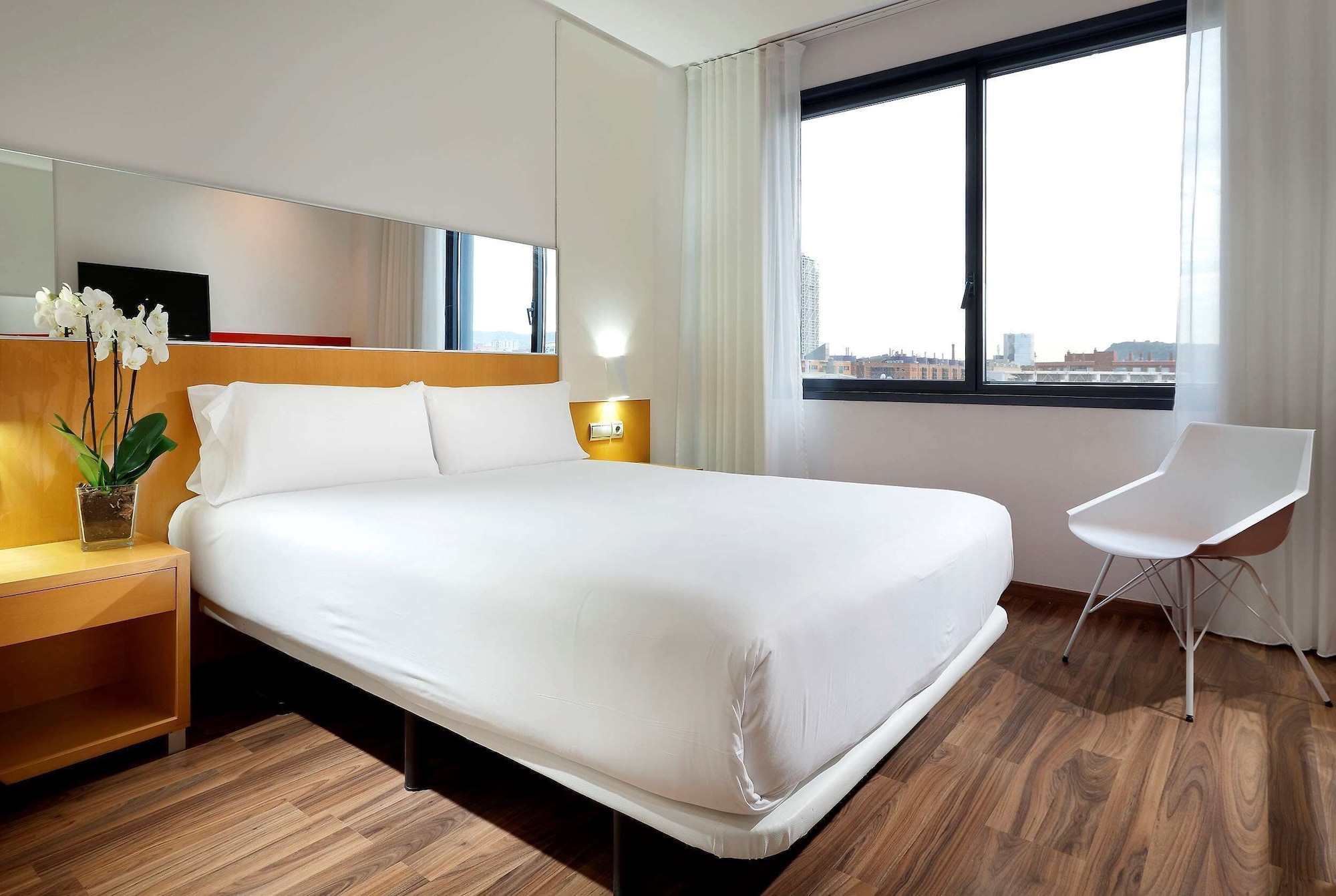 STANDARD, DOUBLE BED