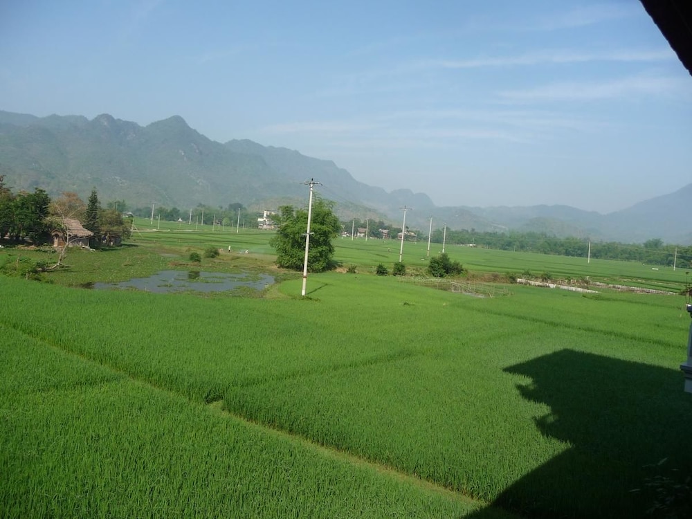 Mai Chau Valley View Hotel 30/48