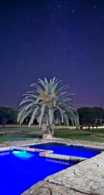 Hide Away Wedding,Conference & Function Venue 16/24