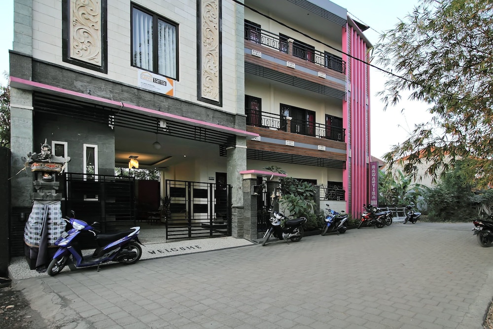 Ramantika Bali House 59/61