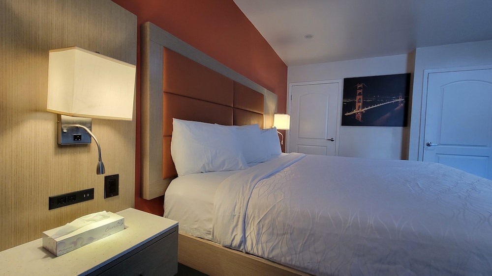 Presidio Inn 33/33