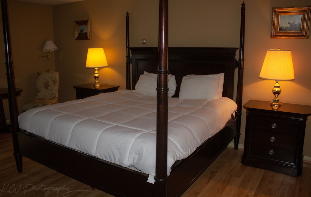 The Stowe Inn 16/64