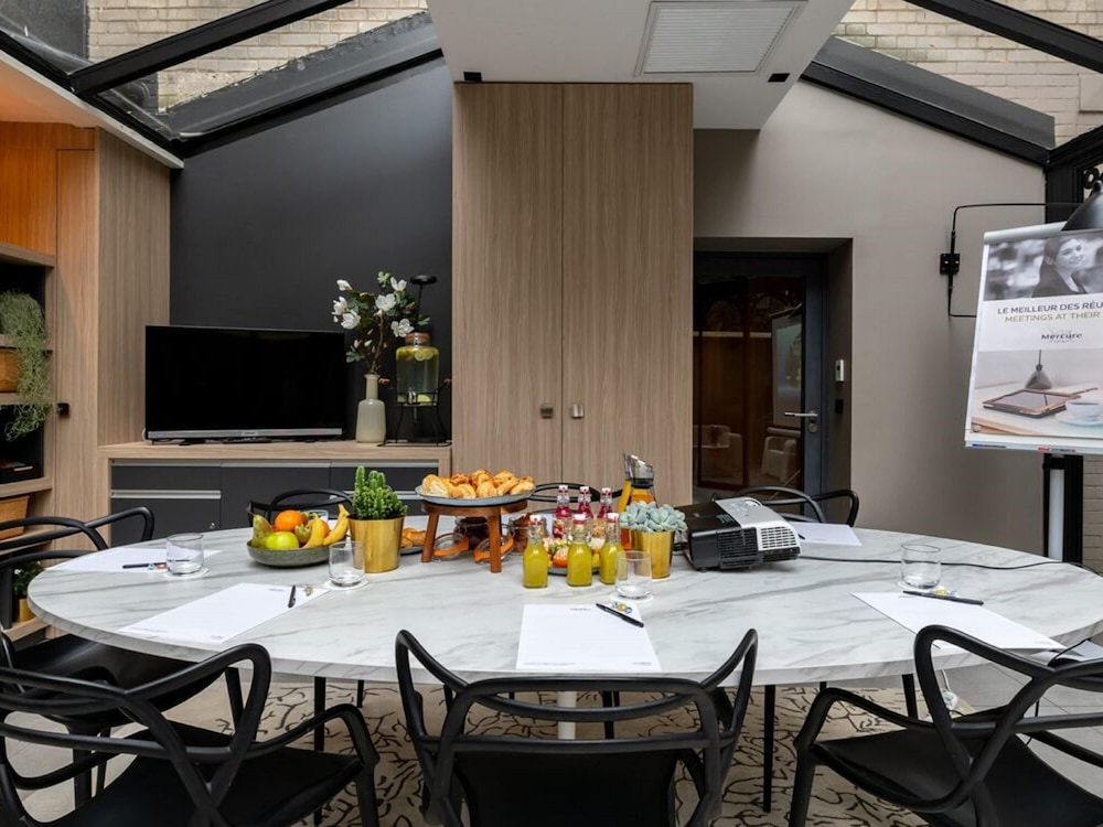 MERCURE PARIS ALESIA 55/66