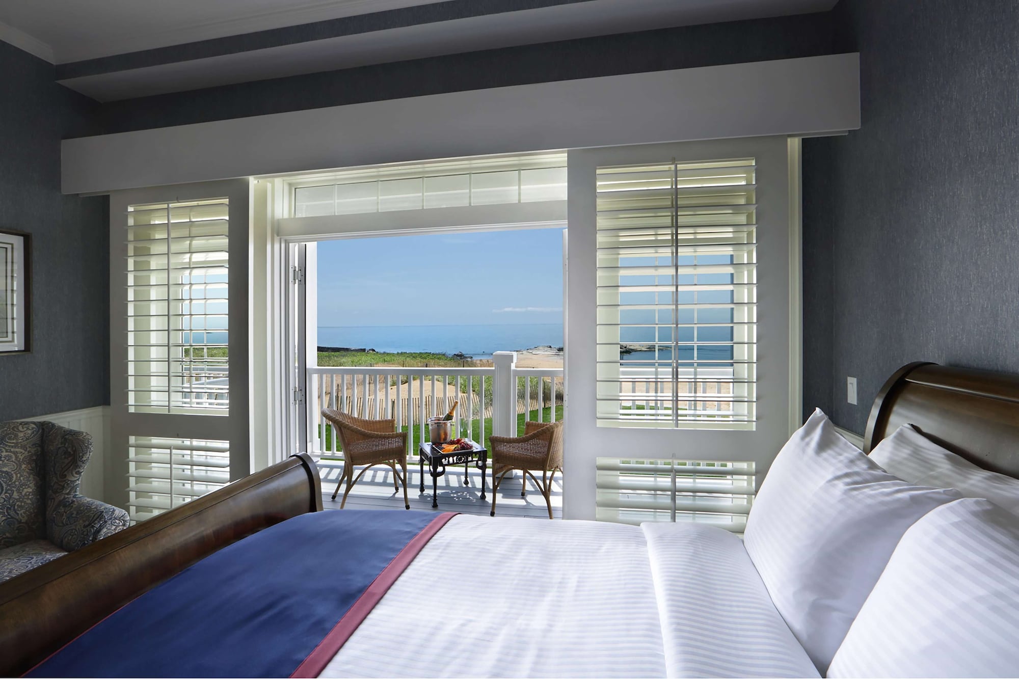 Island, Long, King Bed