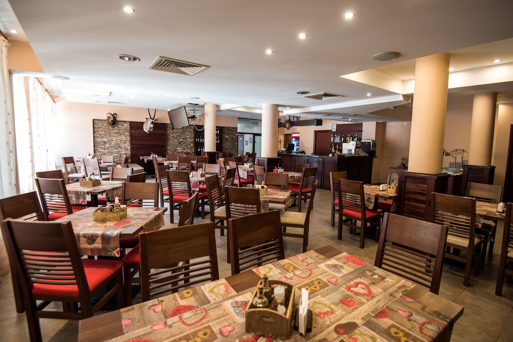 ORBILUX HOTEL BANSKO 67/74