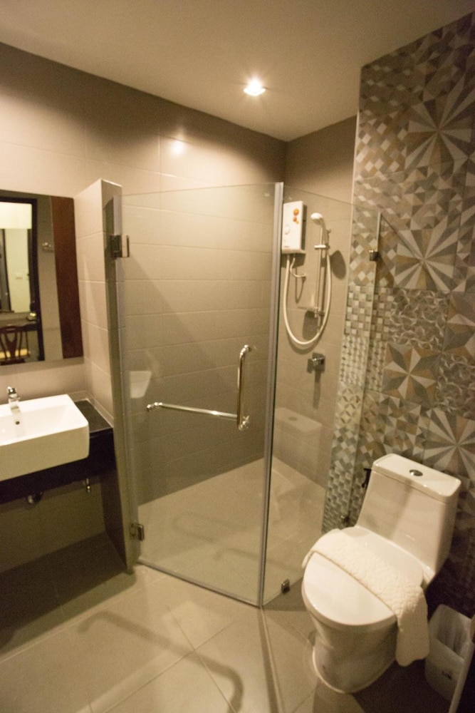Aziss Boutique Hotel 16/54