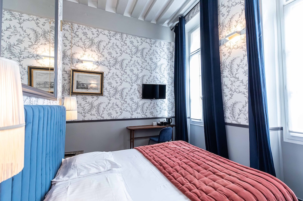SUPERIOR, DOUBLE BED