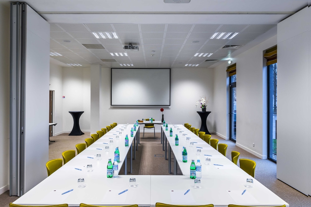 Best Western Plus Paris Velizy 48/54
