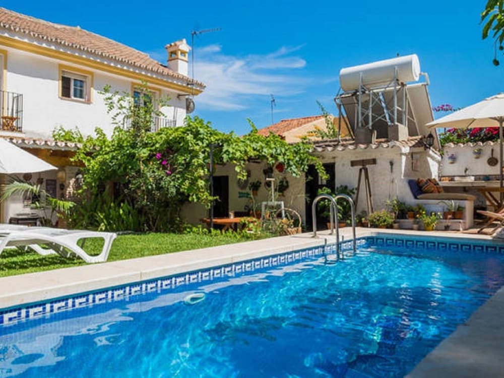 At Home In Malaga Bed And Breakfast 45/55