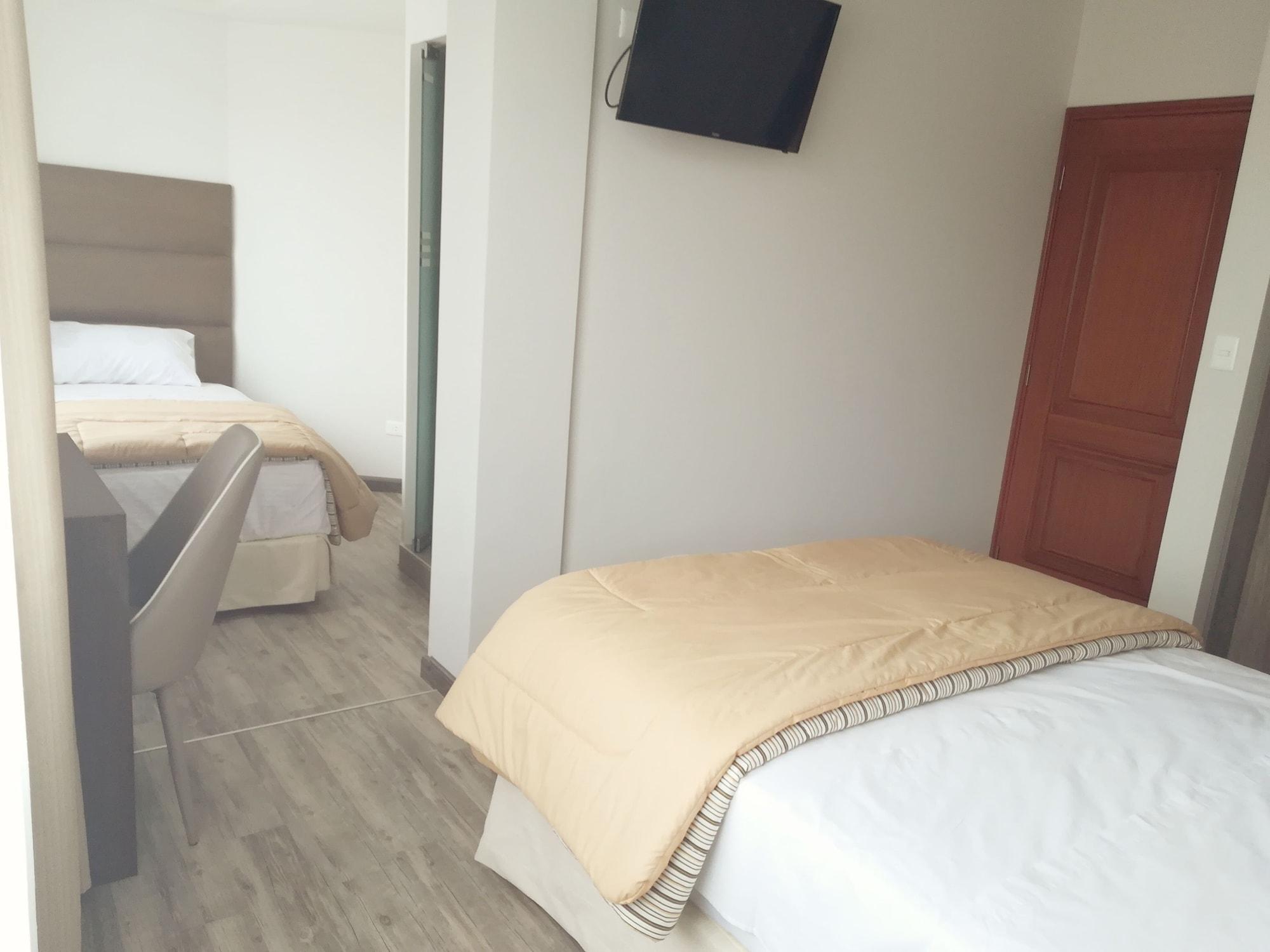 Hotel Viaggiatore 6/25