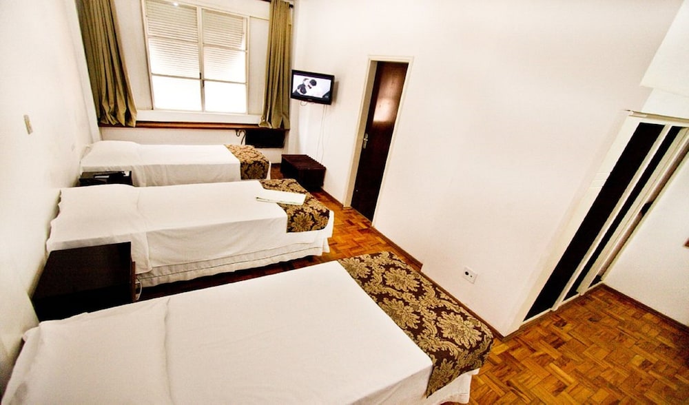 ROOM, TRIPLE