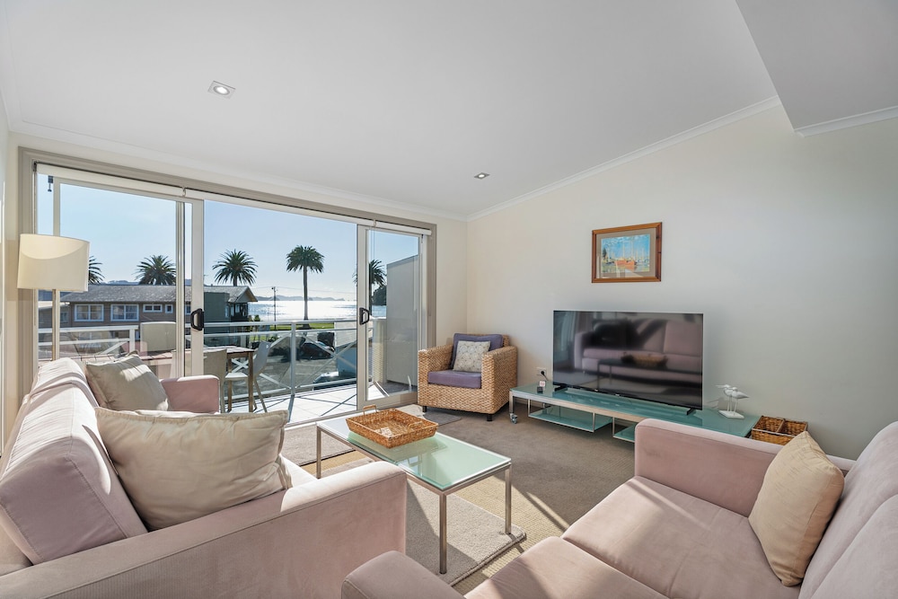 Crowsnest Apartments 28/49