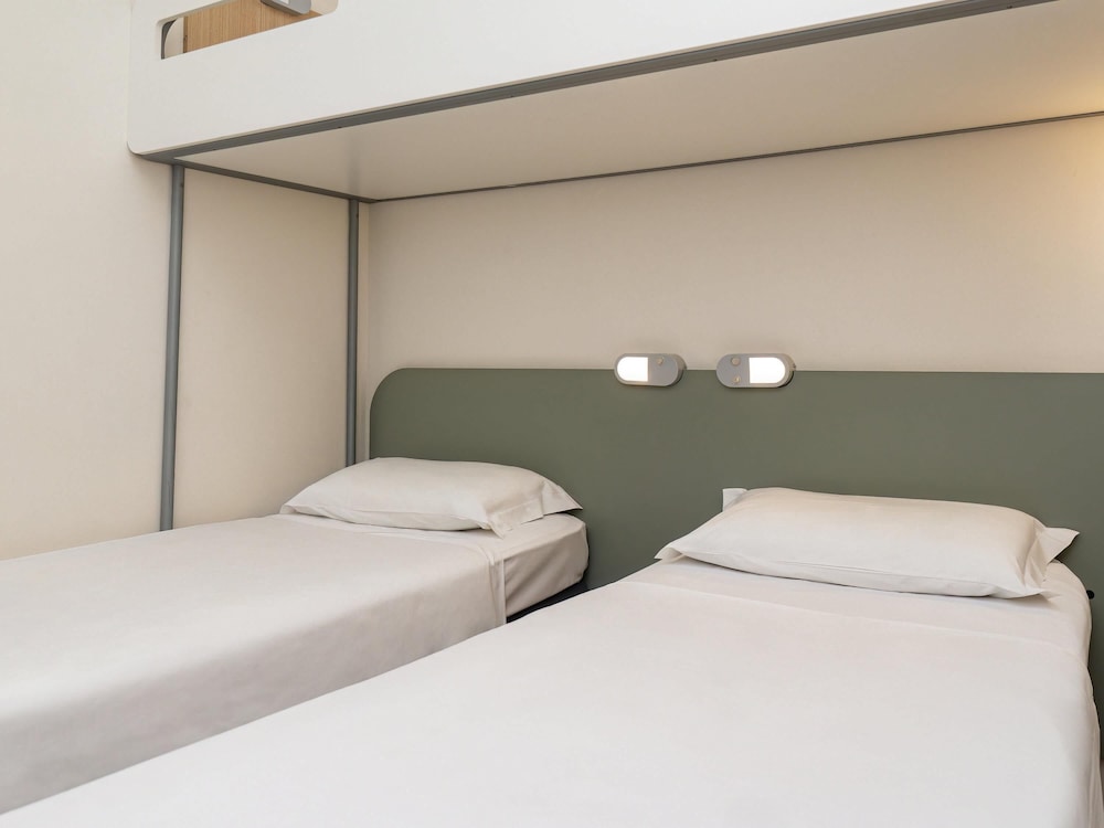 Ibis Budget Curitiba Aeroporto 28/65