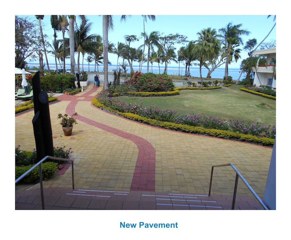 Bedarra Beach Inn 12/35