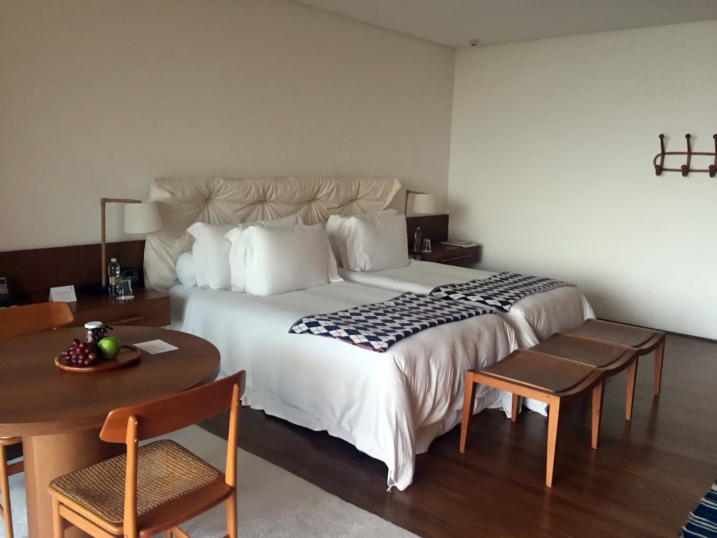 Deluxe Twin Bed