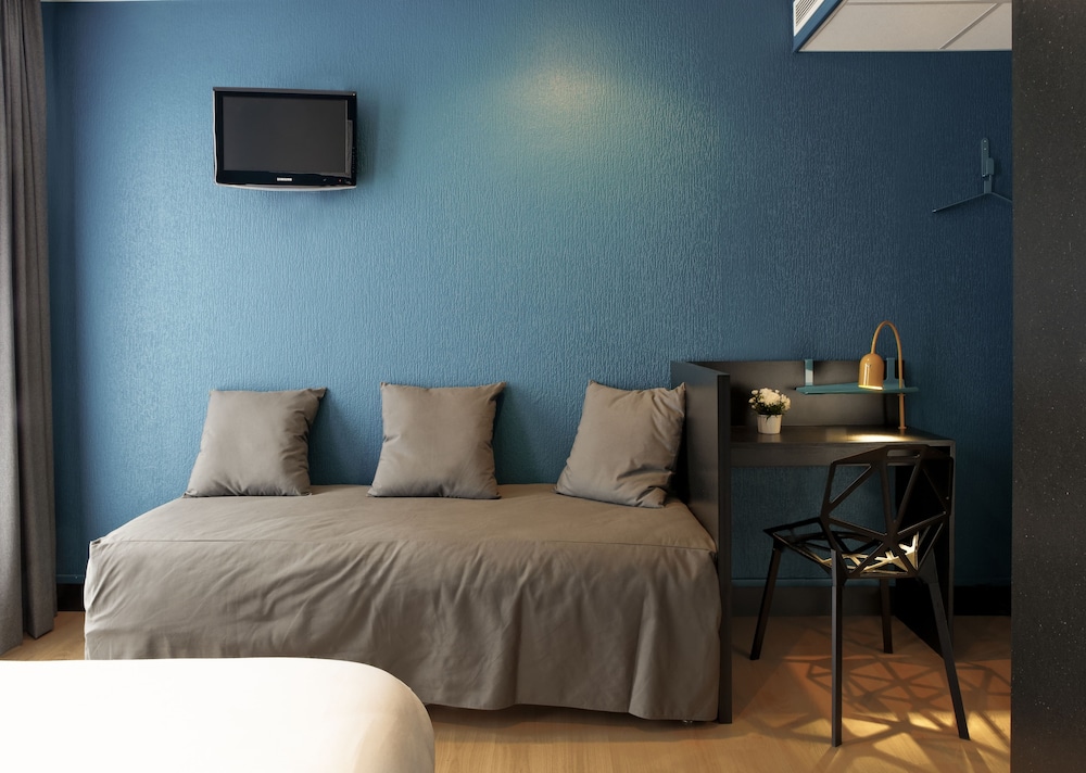Hotel Daval 27/47