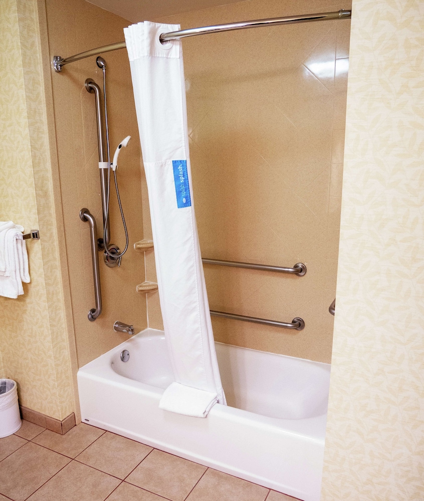 Hampton Inn Norco Corona Eastvale 12/59