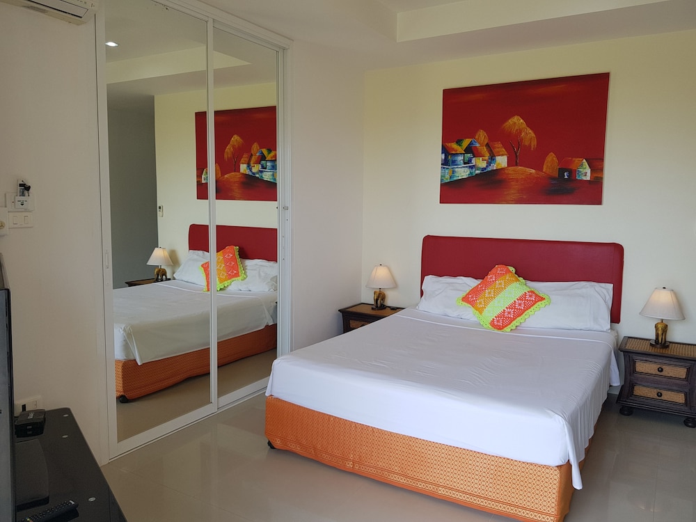 Mountain Sea View Luxury Apartments 18/72