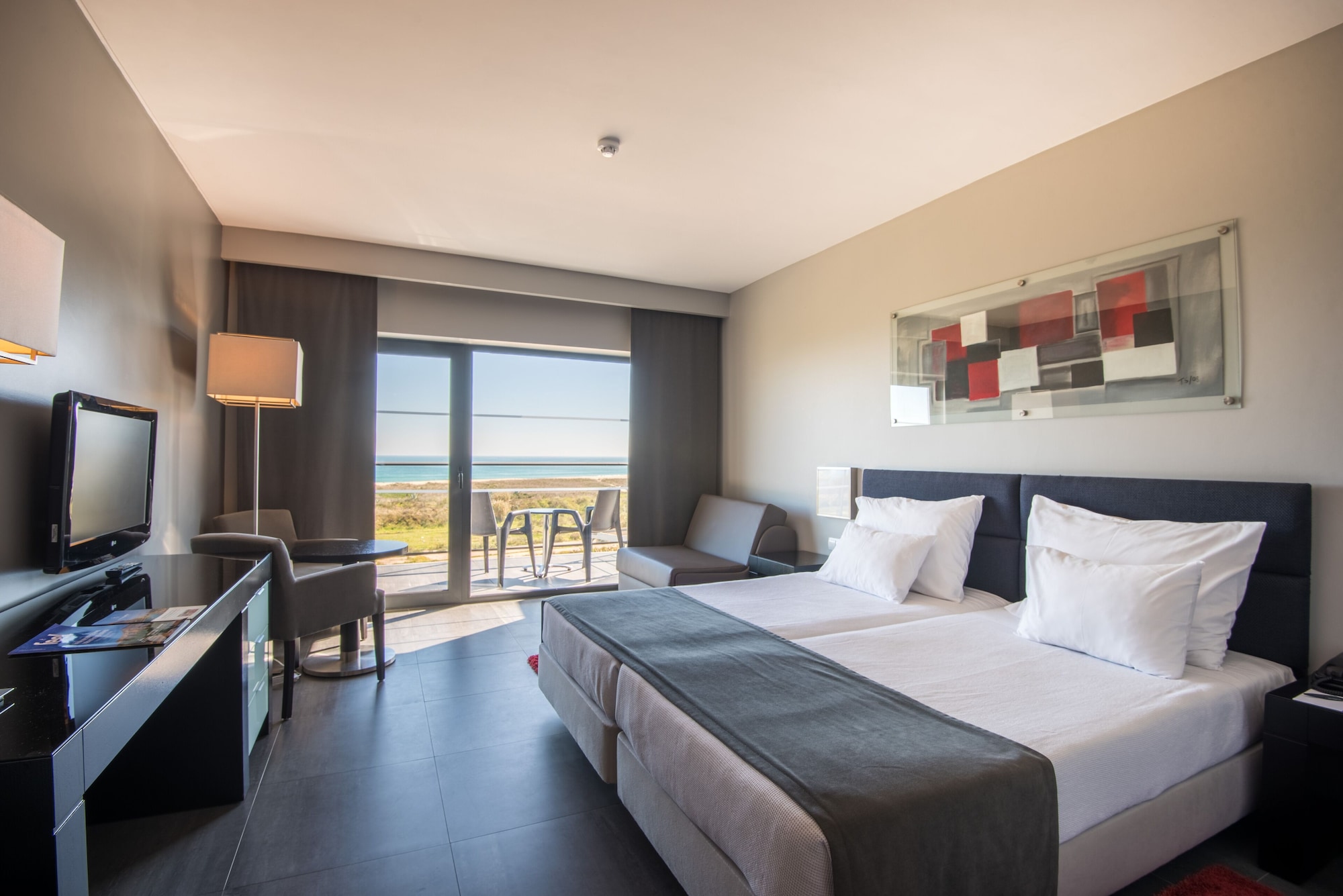 ROOM, TWIN BEDS, SEA VIEW
