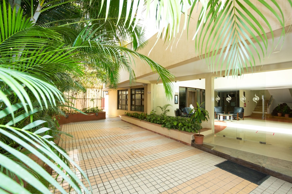 Pearlsuites 44/50