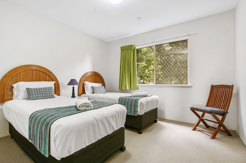 Headland Beach Resort 16/69