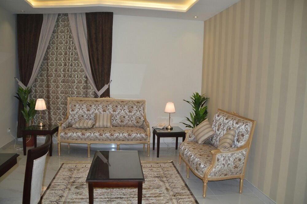 Julanar Alsharq Suites 36/44