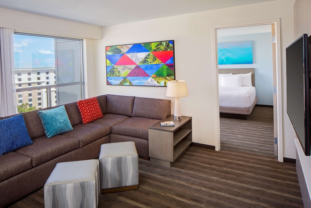 Hyatt House Across From Universal Orlando Resort 25/50