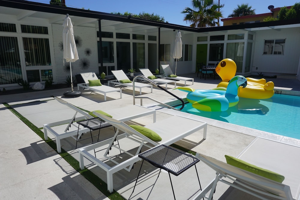 The Three Fifty Hotel - Adults Only 3/63