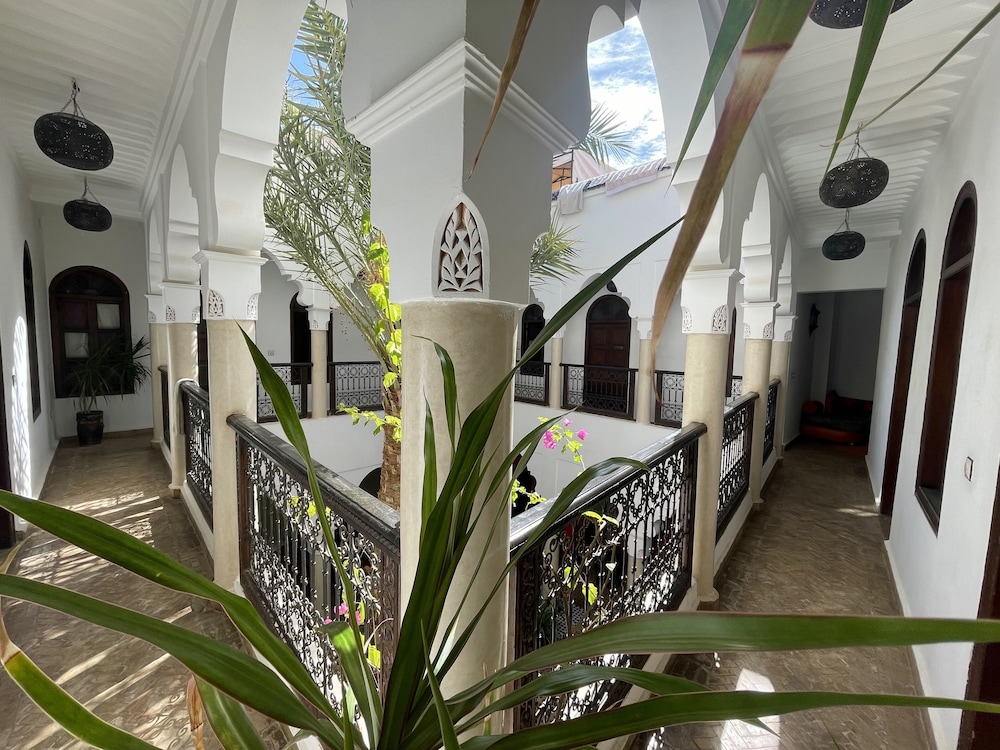 Riad Elias 51/72