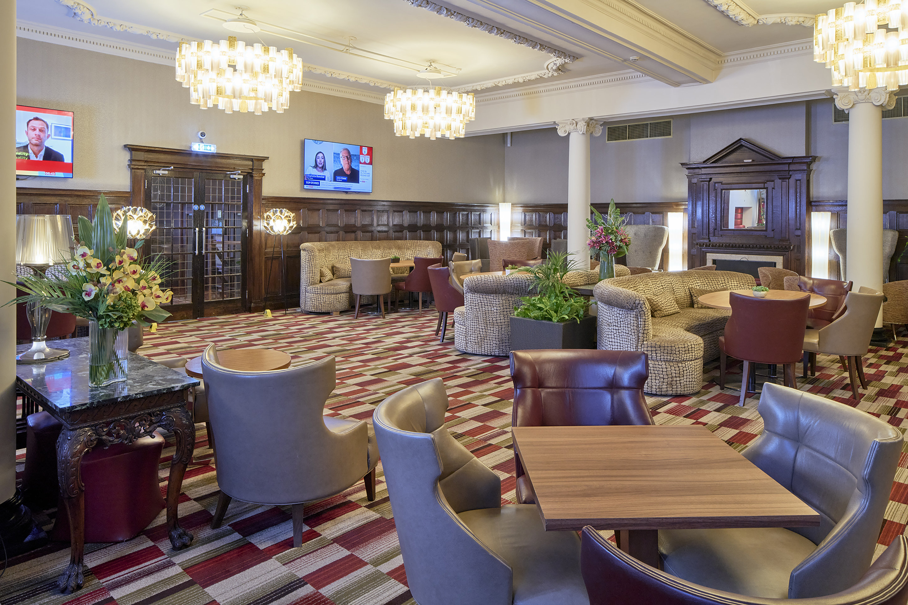 Rembrandt Hotel 69/82