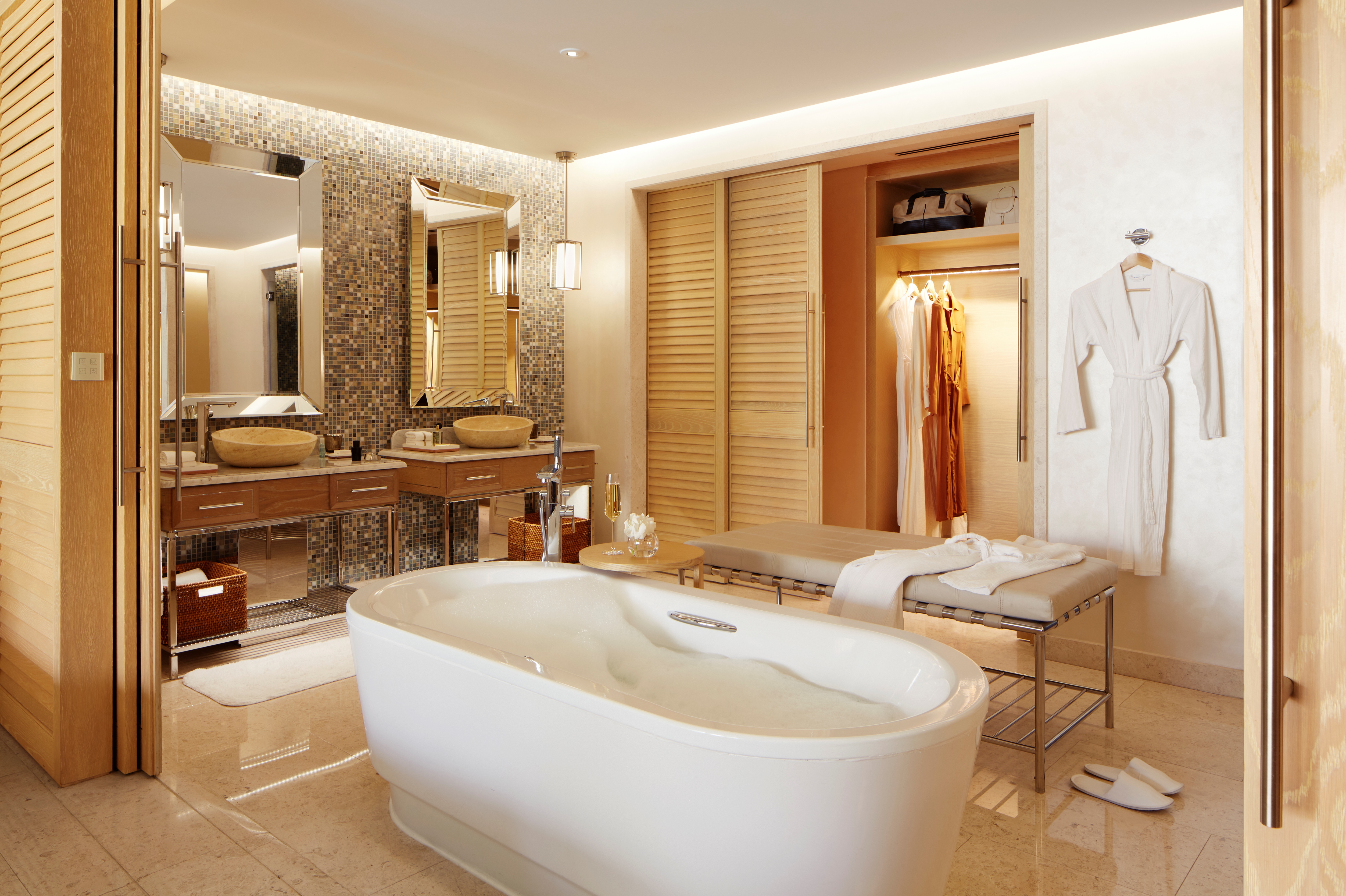 Resort, Deluxe, Suite