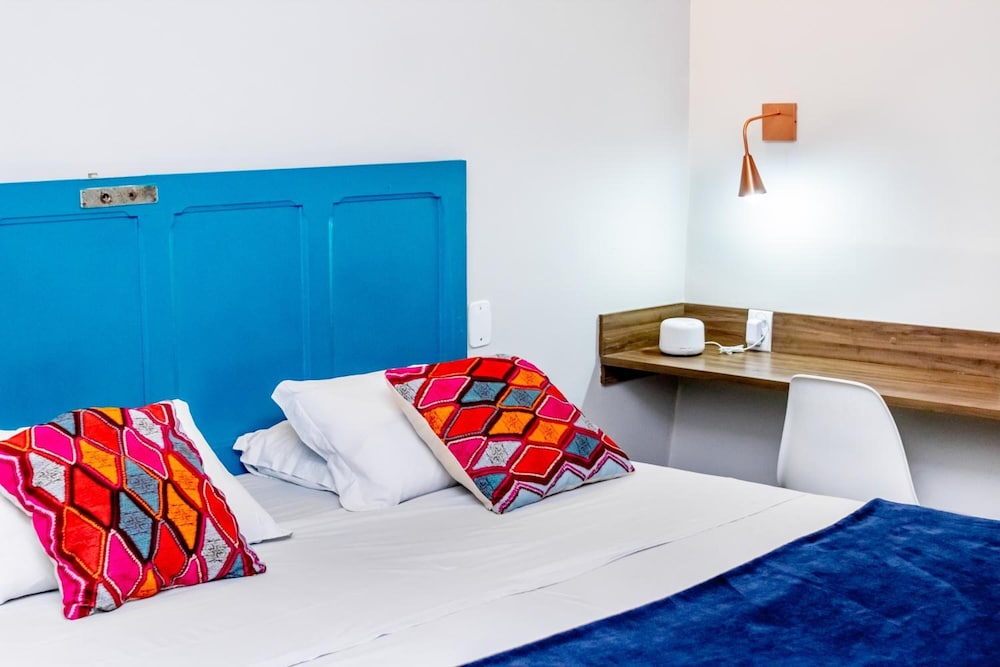 ICARAI SUITES 10/63