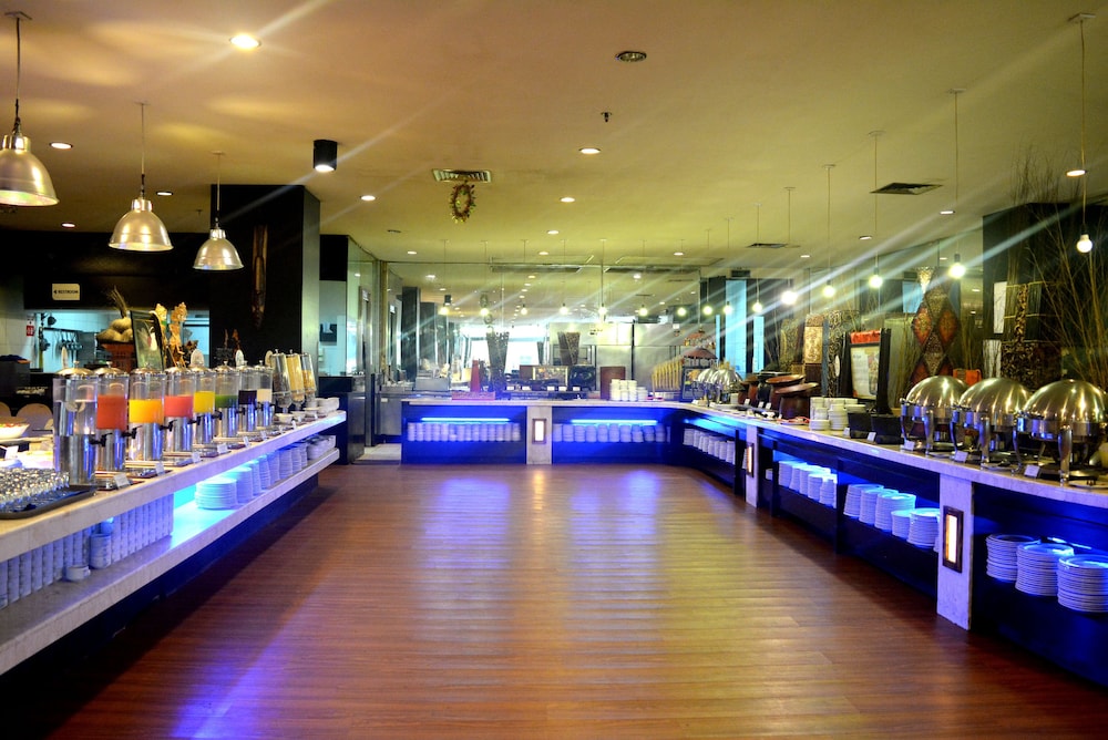 Aston Denpasar Hotel & Convention Center 6/72