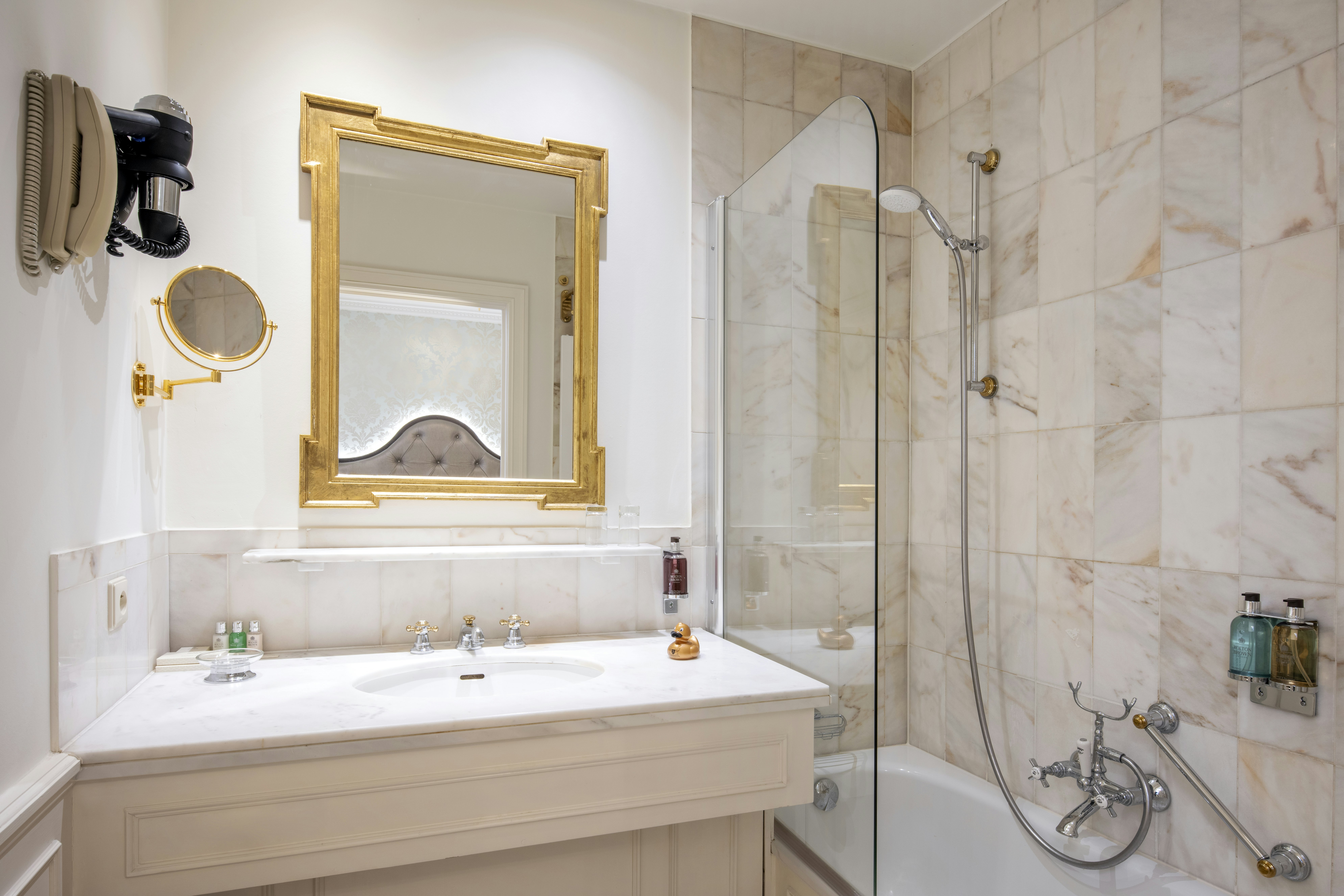 Stanhope Hotel Brussels By Thon Hotels 81/83