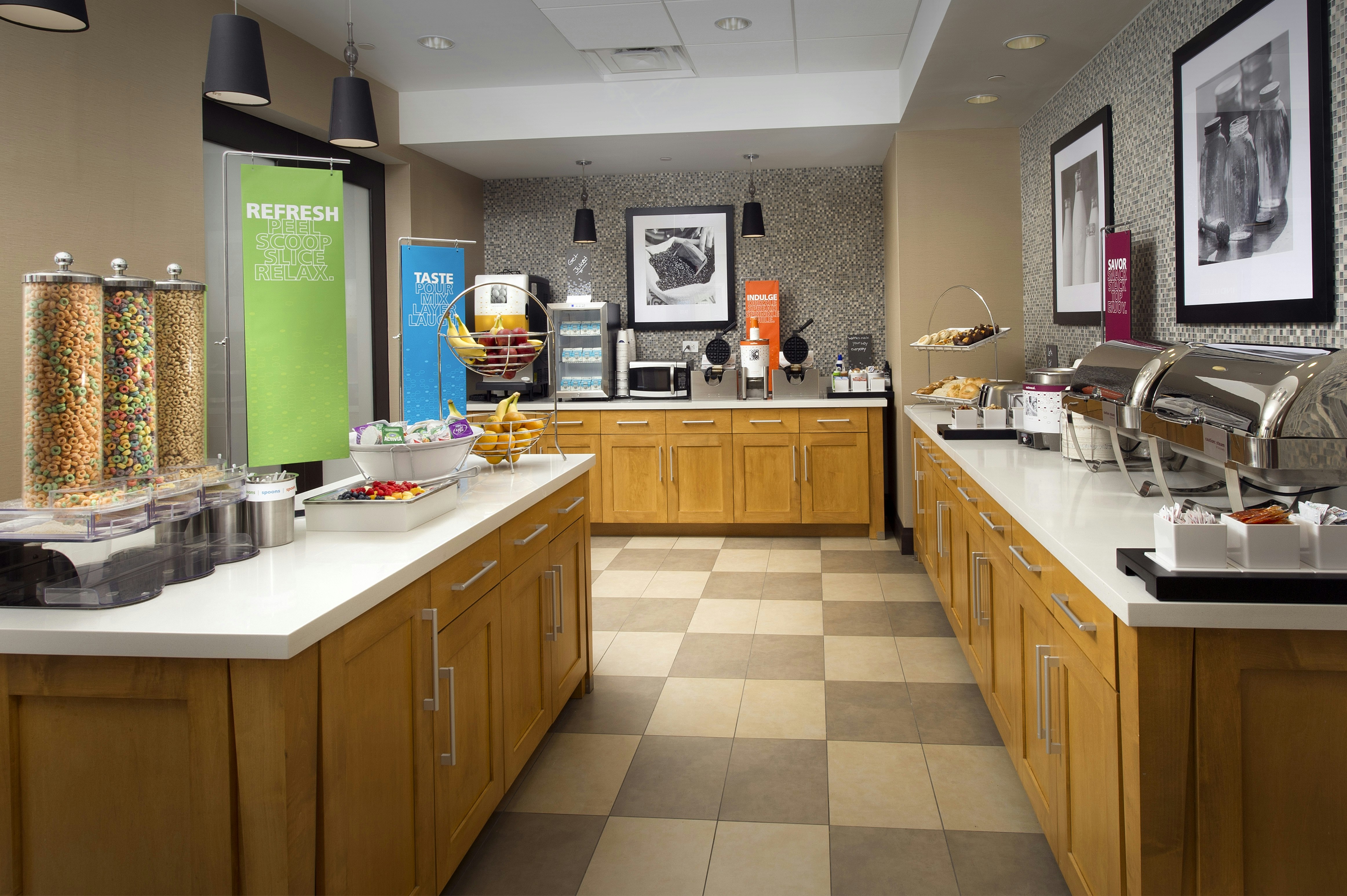 Hampton Inn & Suites Falls Church 34/34
