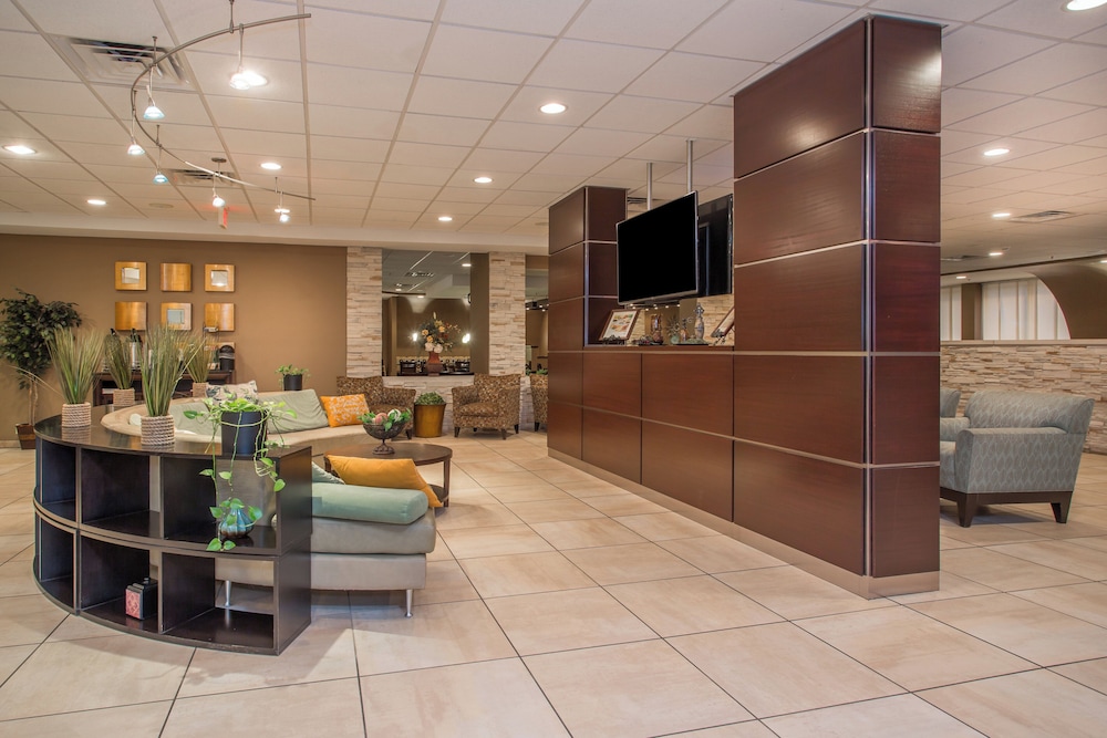Holiday Inn Bloomington 12/53
