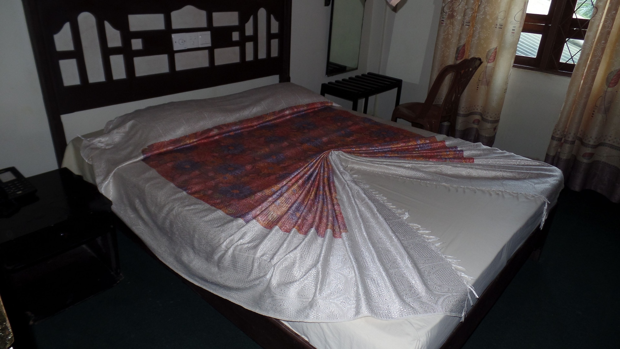 1 BEDROOM, BASIC, SINGLE, DOUBLE BED
