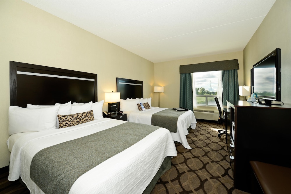 Best Western Plus Travel Hotel Toronto Airport 12/46