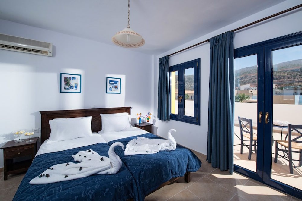 Aegean Sky Hotel and Suites 22/55
