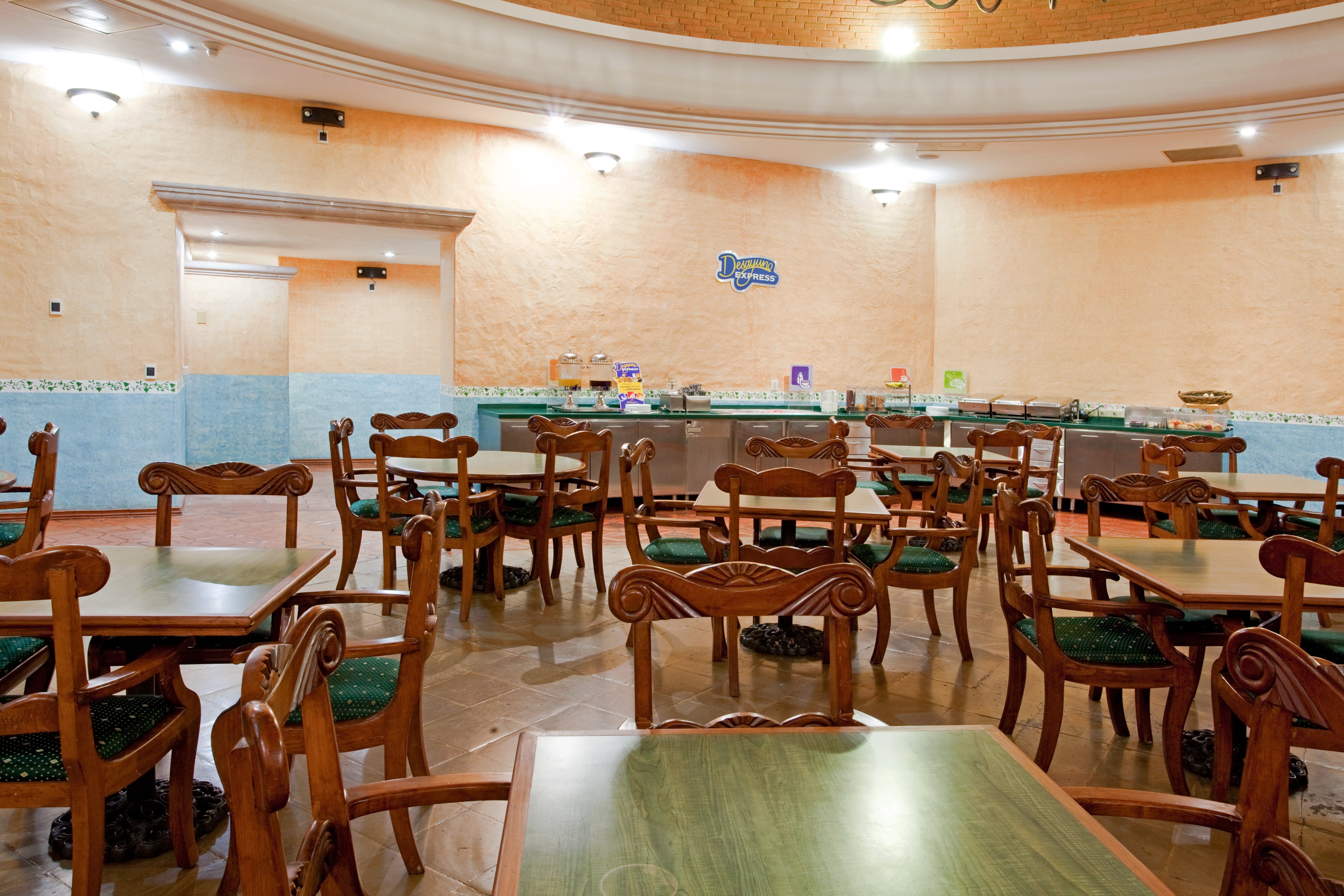 Holiday Inn Express - Morelia 55/76