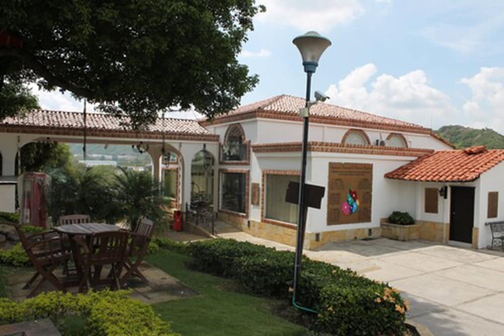 Hotel San Juan Internacional Ex Ramada Bucaramanga 60/67