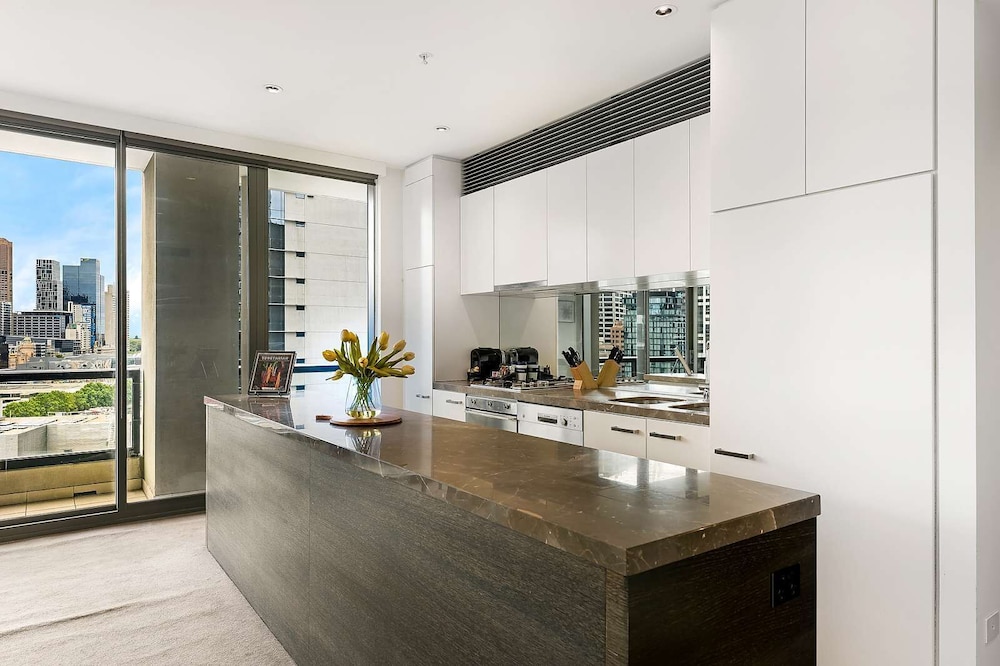 Freshwater Apartments - Corporate Keys 64/71