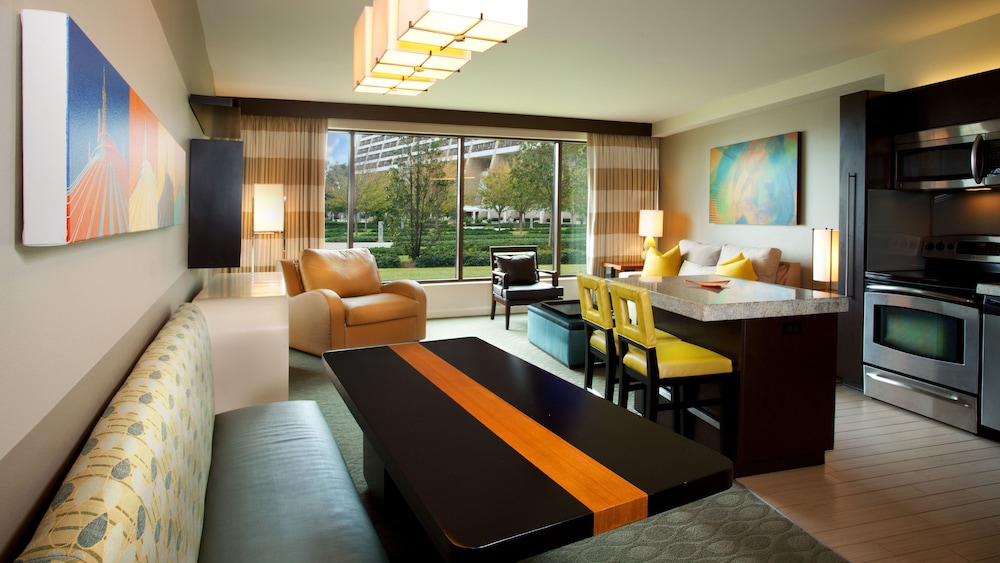 Bay Lake Tower at Disneys Contemporary Resort 13/39
